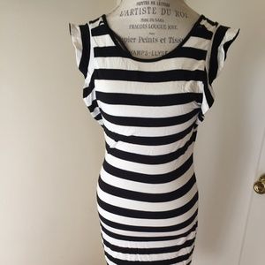 BAR III STRIPED DRESS SIZE M BLACK WHITE